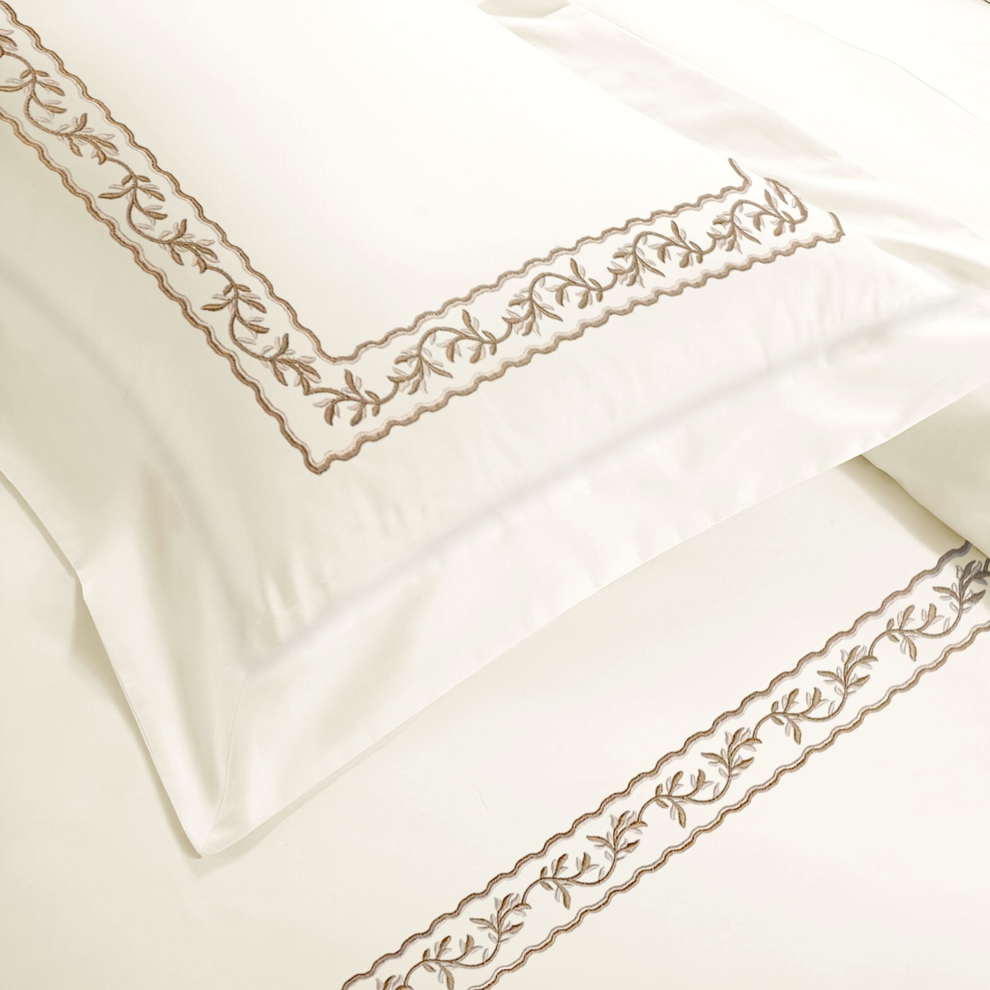 Bedsheet with Pillow Cover - Autumn Embroidery