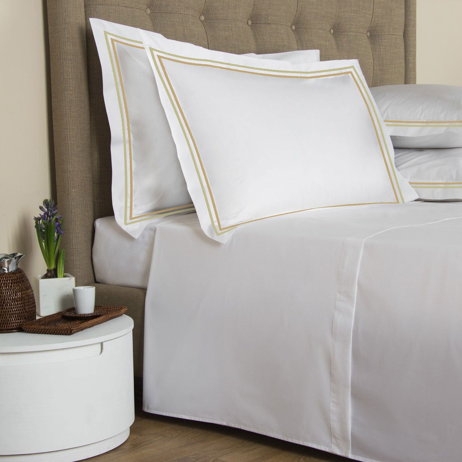 Bedsheet with Pillow Cover - Marrow Embroidery