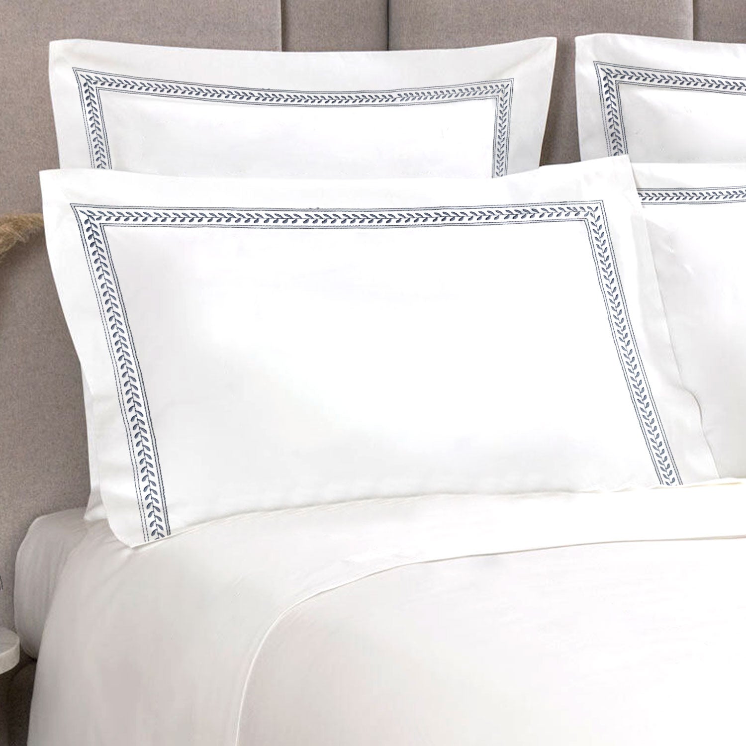 Bedsheet with Pillow Cover - Oasis Embroidery