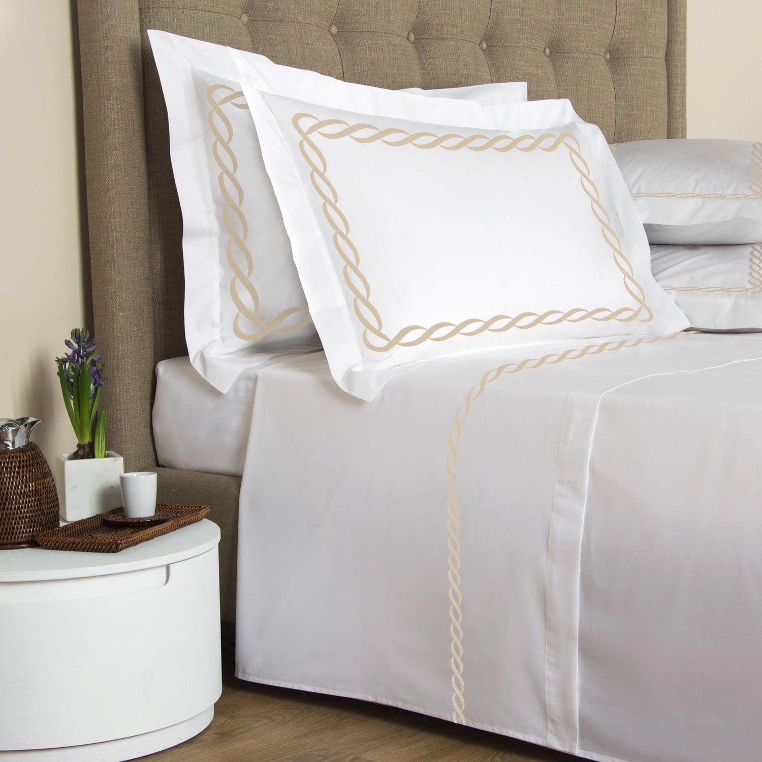 Summer Sheet Set (4 pcs Set ) - Chain Embroidery