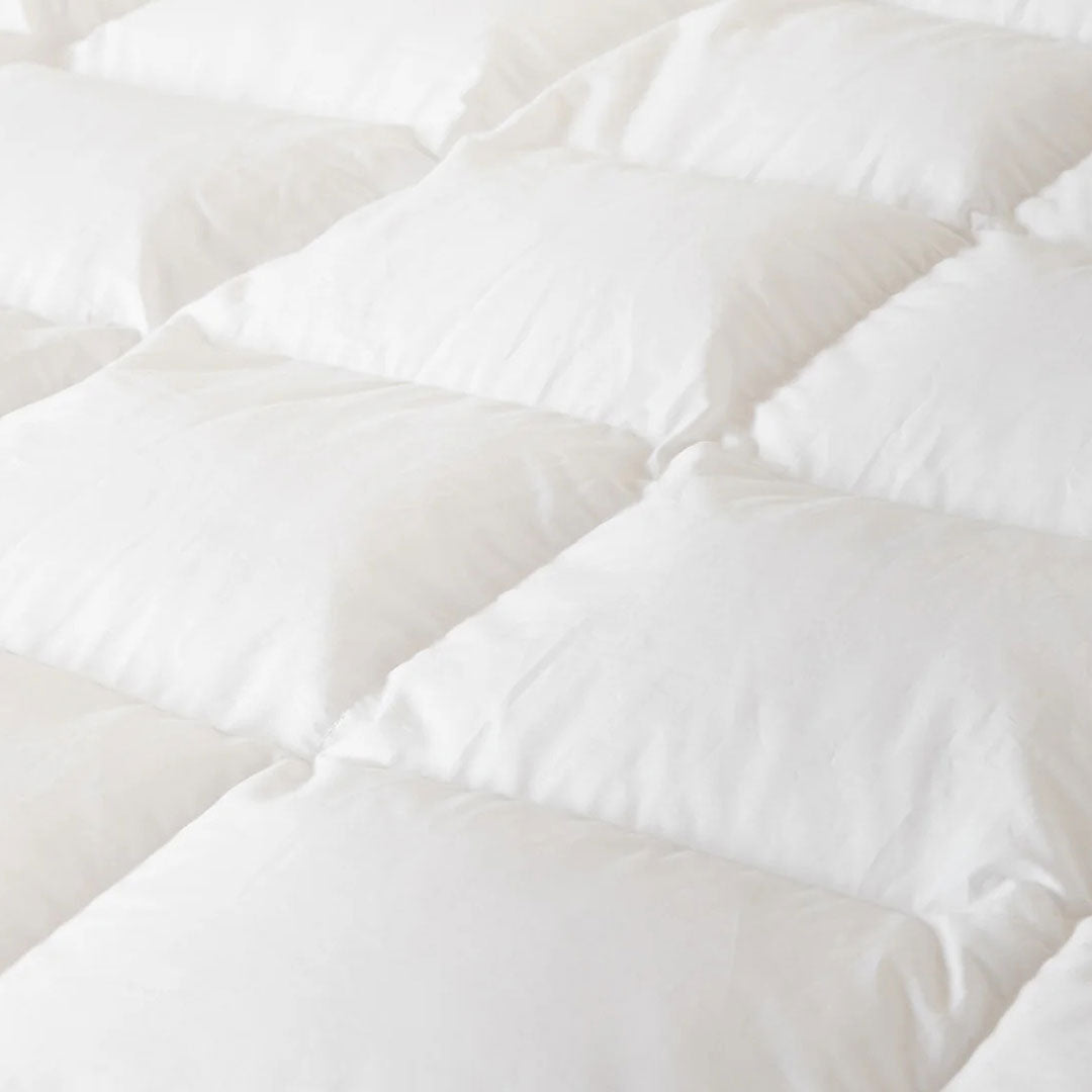 Winter Down Alternative Quilt